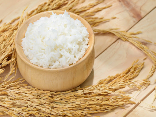 cơm nấu từ gạo nàng thơm chợ đào