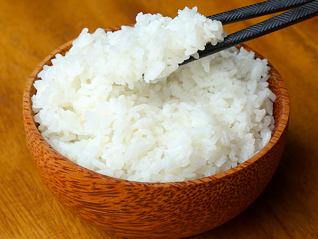 cơm nấu từ Gạo Thái Nhập Khẩu